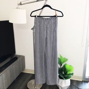 NWOT Mahina Pants Size Small